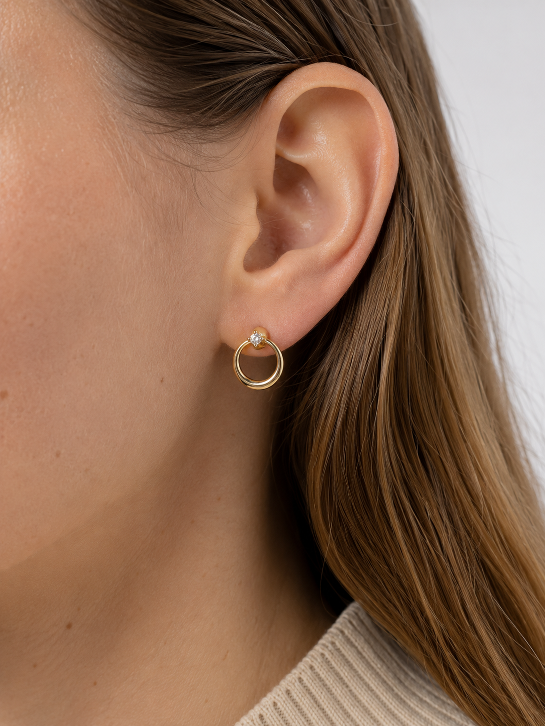 Solitaire Circle Stud Earrings